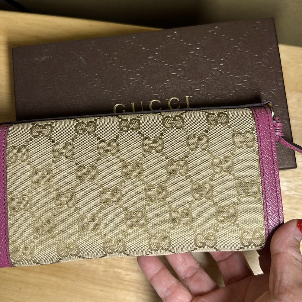 Gucci Pink and Beige Wallet ( NWT) - Picture 3 of 10